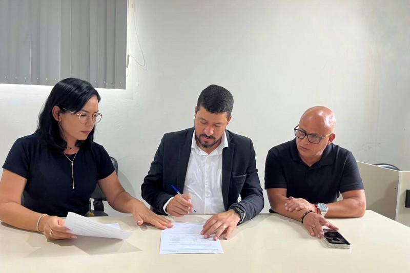 Foto: Divulgação - Prefeito Ricardo Flauzino inicia o ano com investimento de mais de R$ 1 milhão na reforma de escolas municipais