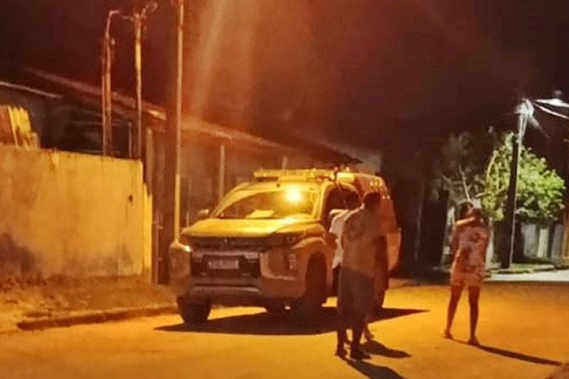 Foto: Divulgação - Homens armados invadem residência e matam jovem de 20 anos em Itabela