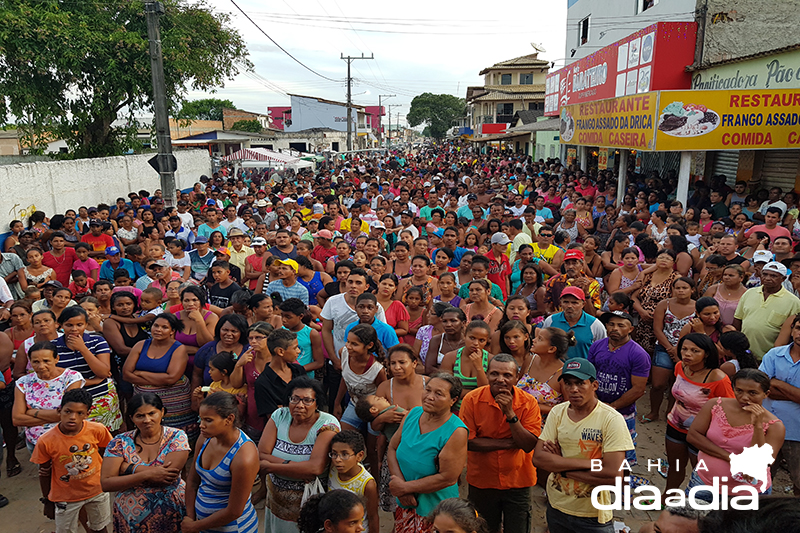 Pblico lotou o espao para acompanhar o sorteio superando todas as expectativas. (Foto: Alex Gonalves/BAHIA DIA A DIA)