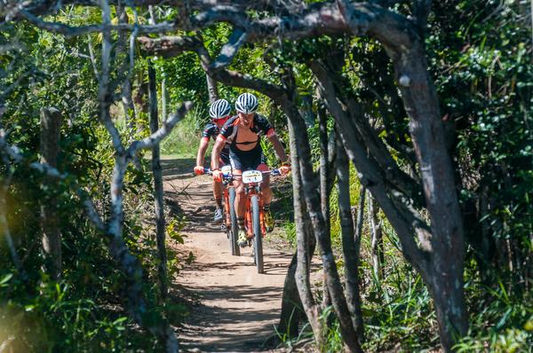 Margot e Raiza cruzam para vencer o Prlogo (Marina Magalhes / Brasil Ride)