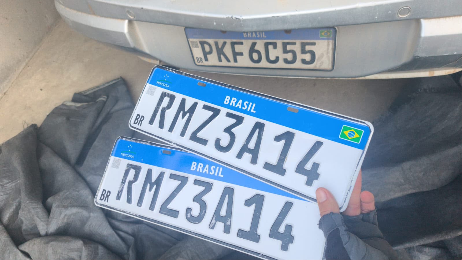 Três suspeitos de homicídios ligados ao tráfico morrem em confronto com a polícia em Itabela Três suspeitos de homicídios ligados ao tráfico morrem em confronto com a polícia em Itabela