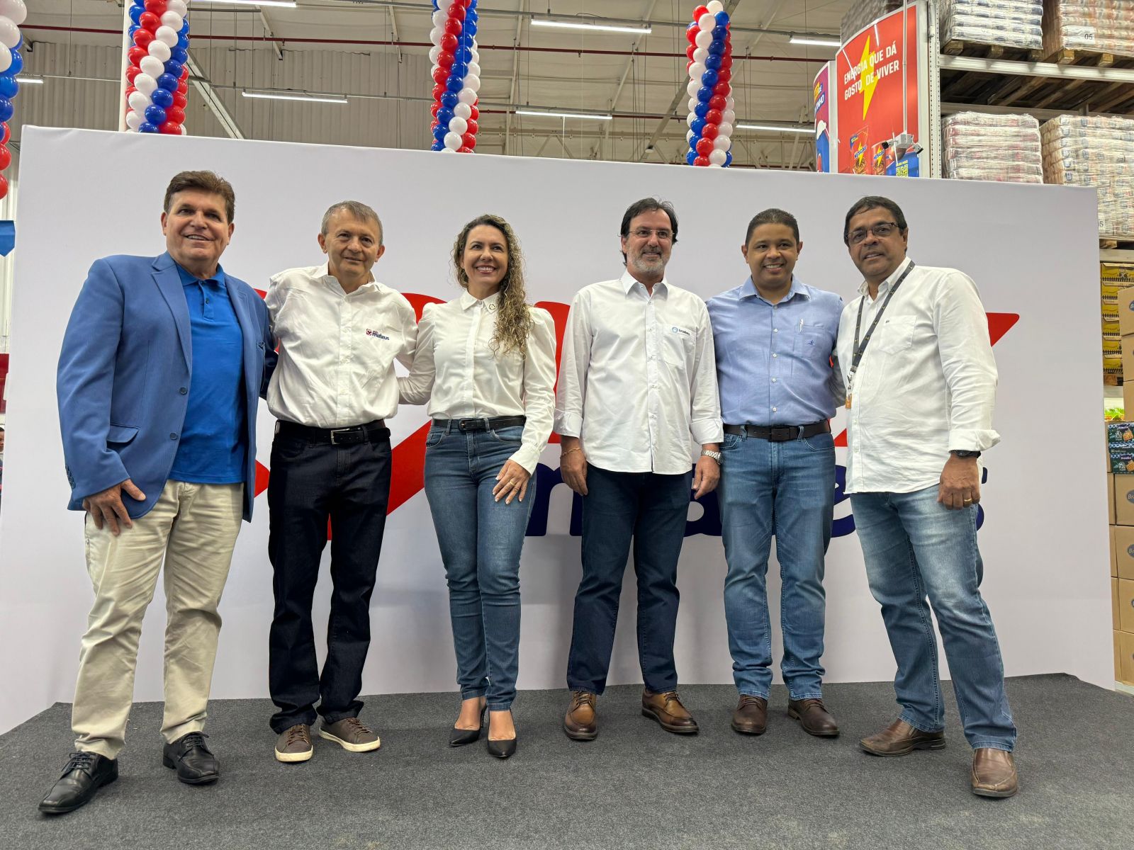 Prefeita Cordlia prestigia inaugurao de mais um grande supermercado em Eunpolis - (Foto: Divulgao)