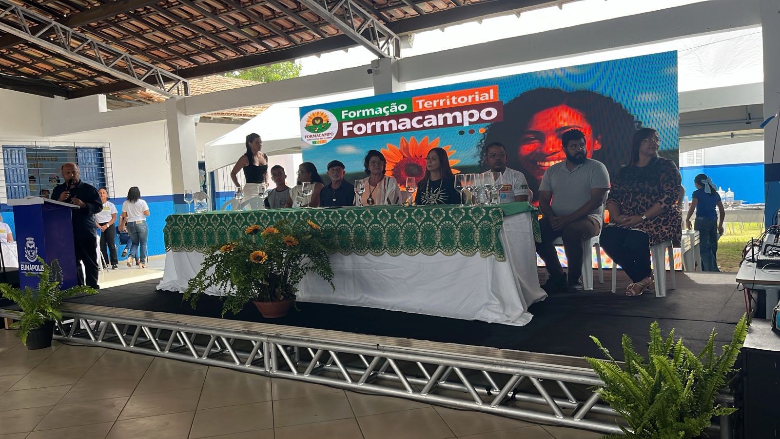 Professores das escolas do campo de Itabela participam de formao continuada do Programa FormaCampo