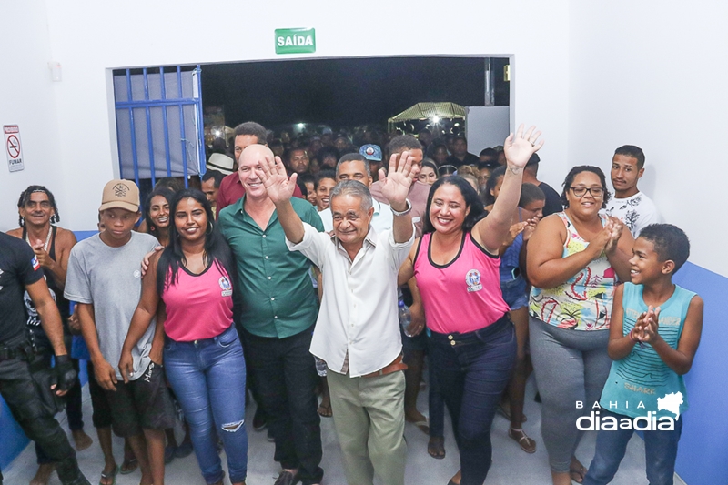 Comunidade recebeu unidade em clima de muita alegria. (Foto: Joziel News/BAHIA DIA A DIA)