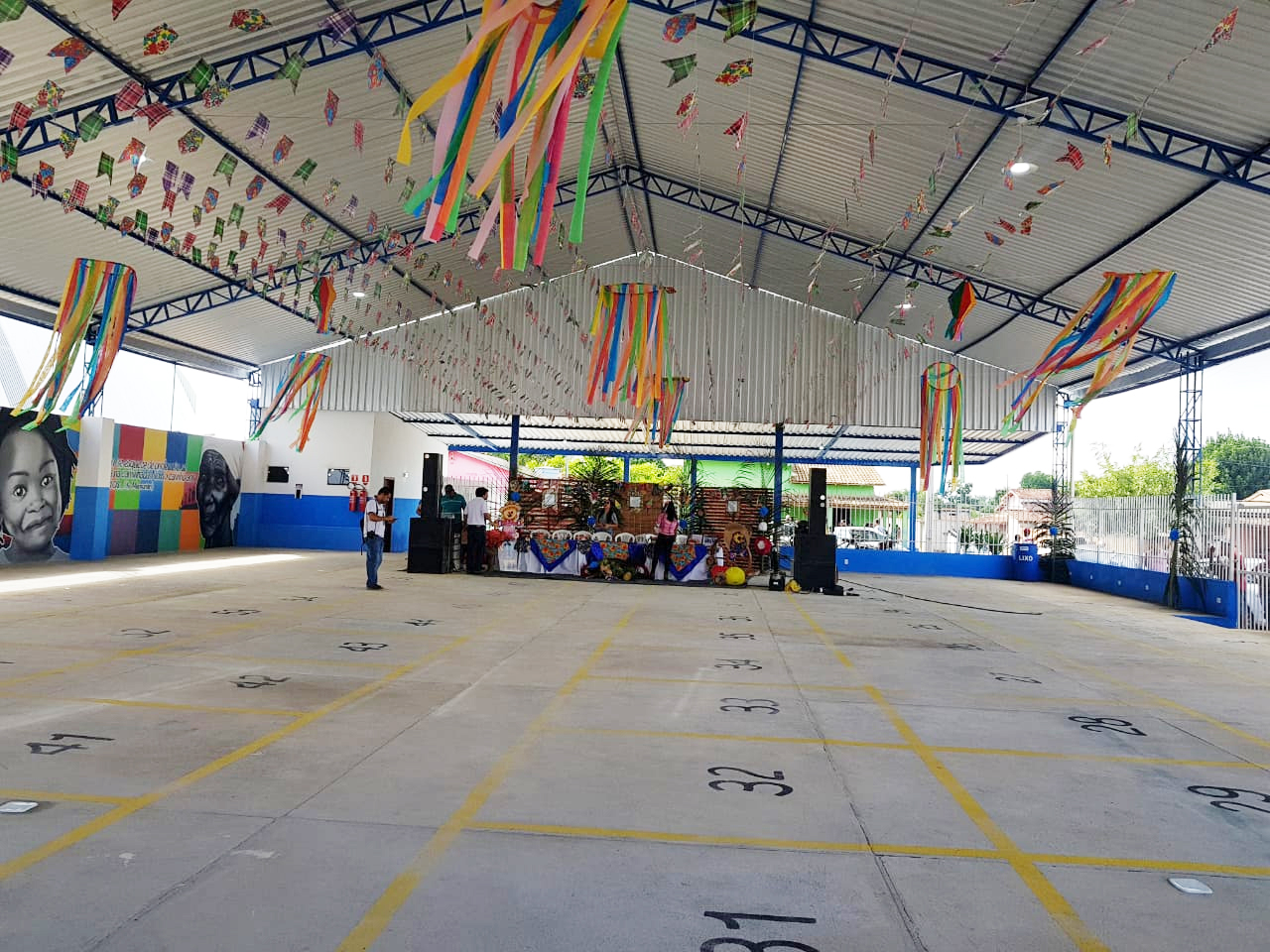 Feira recebeu um amplo e moderno espao paraum total de 50feirantes. (Foto: Joziel Costa/BAHIA DIA A DIA)