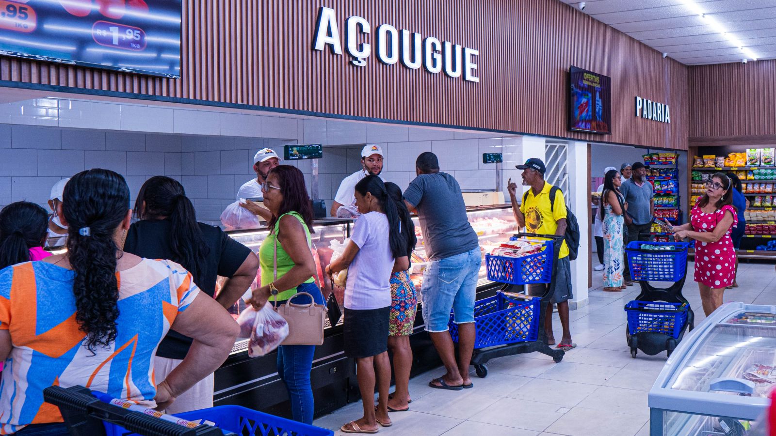 Cabrlia Supermercados reinaugura loja em Itabela e inicia nova fase de modernizao. (Foto: Uiles de Oliveira/BAHIA DIA A DIA)