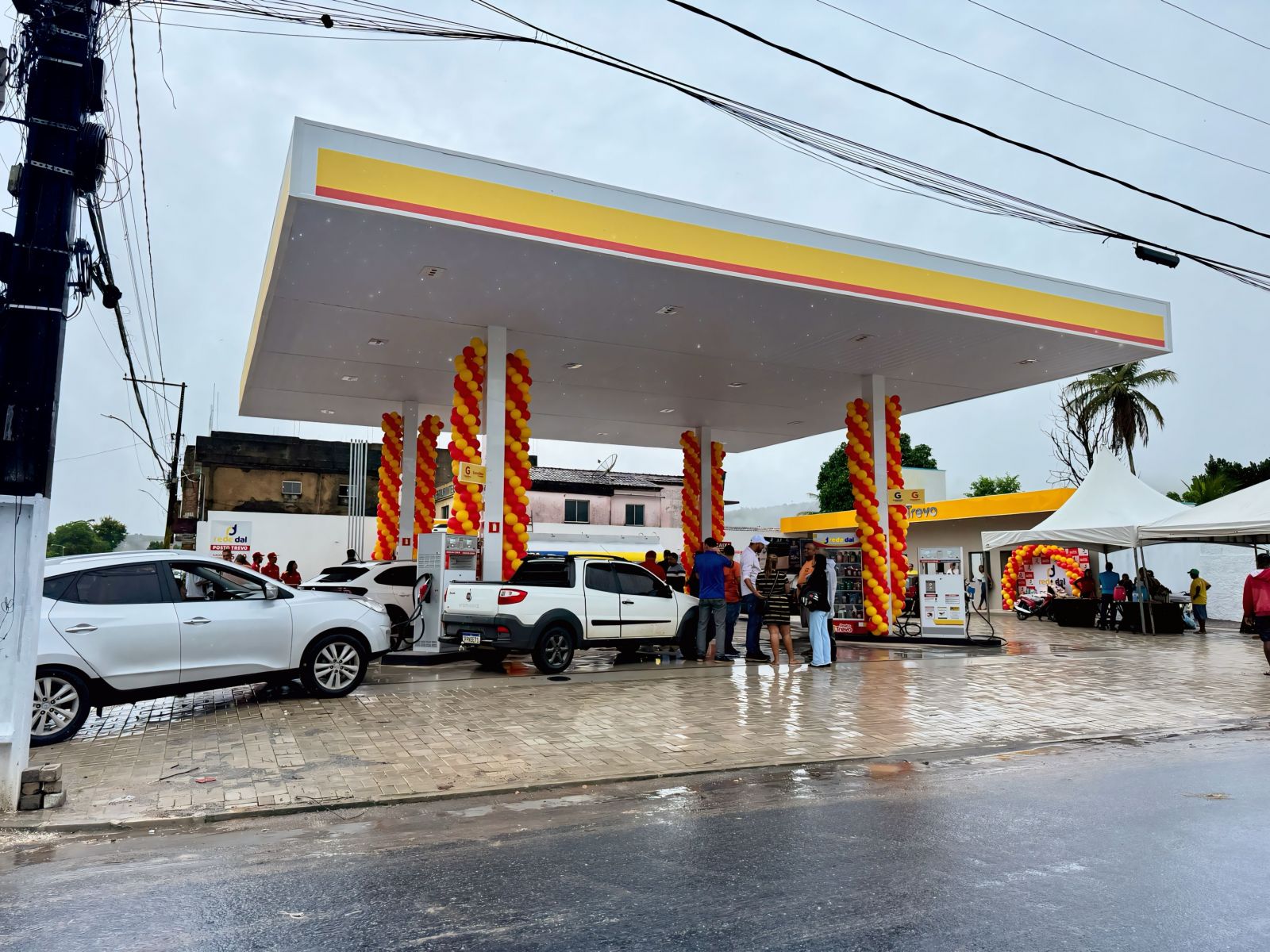 Posto Trevo  inaugurado em Itabela com qualidade e atendimento de excelncia. (Foto: Alex Gonalves)