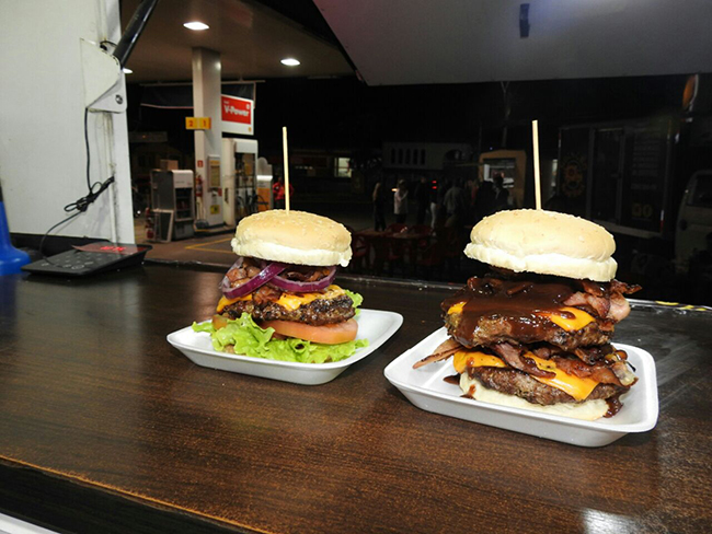 Cardpio conta com uma variedade de hambrgueres e lanches. (Foto: Divulgao)