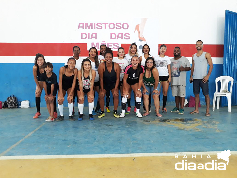  Amistoso esportivo reuniu diversas mulheres. (Foto: Divulgao)