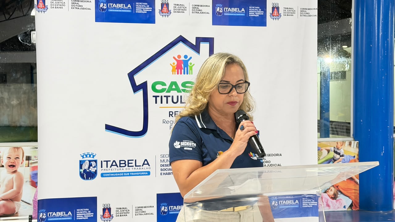 Prefeito Flauzino entrega 322 t�tulos de propriedade e realiza sonho de fam�lias do bairro Pereir�o