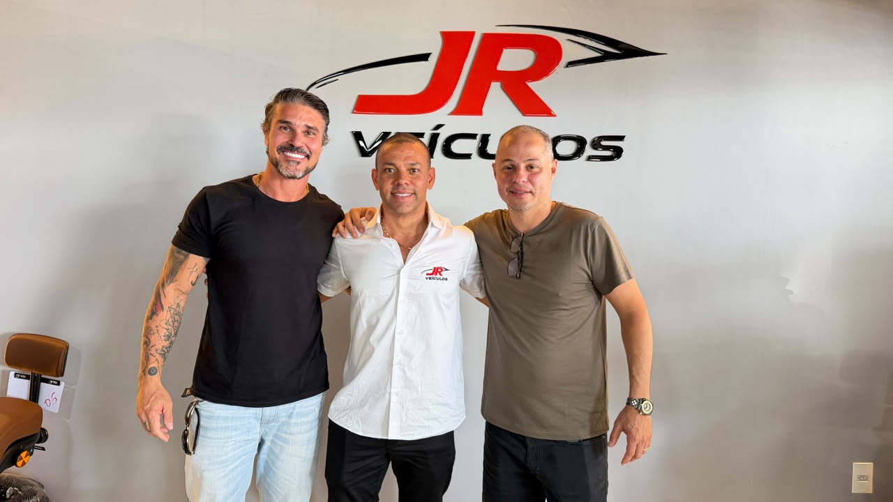 JR Ve�culos chega a Itabela trazendo novas op��es de mobilidade em carros, motos e ve�culos el�tricos