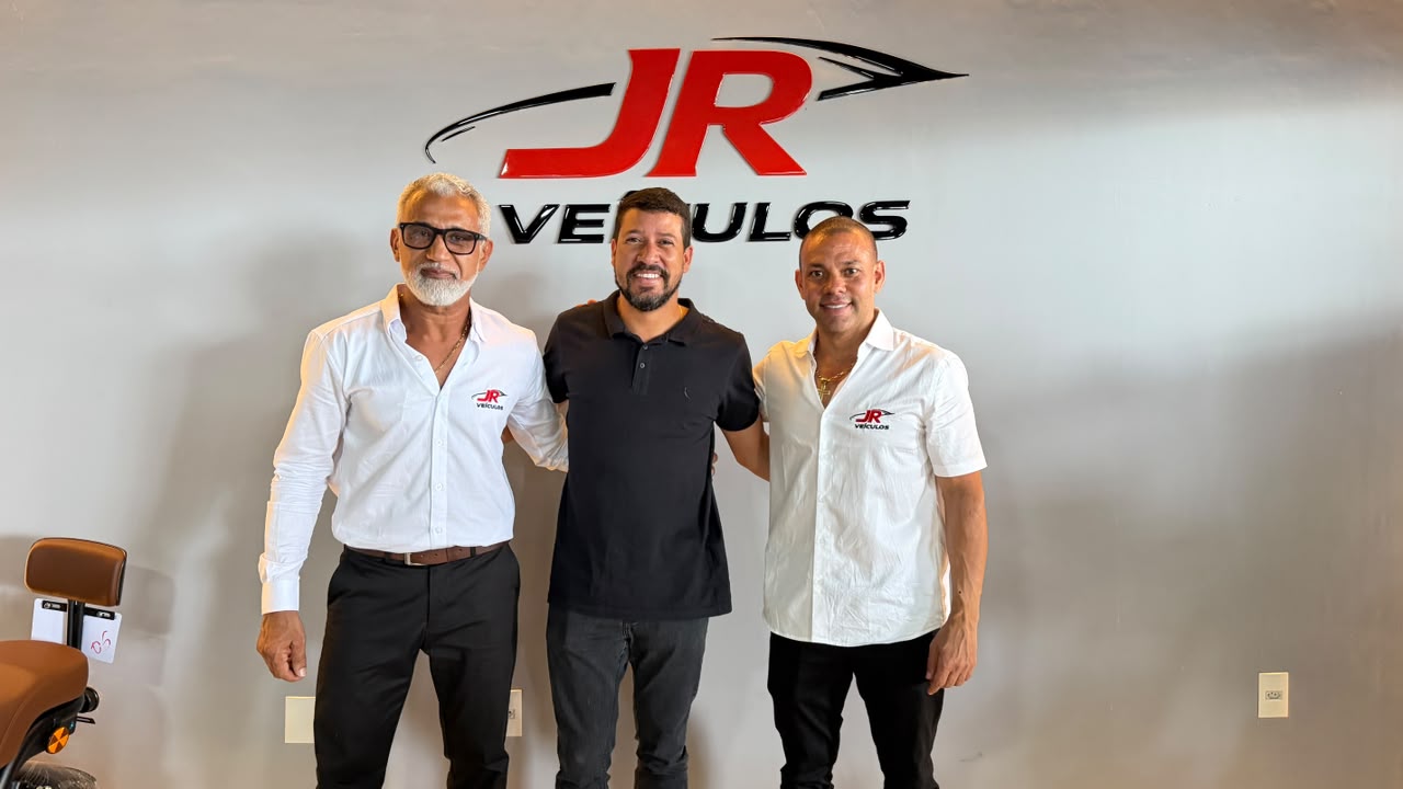 JR Ve�culos chega a Itabela trazendo novas op��es de mobilidade em carros, motos e ve�culos el�tricos