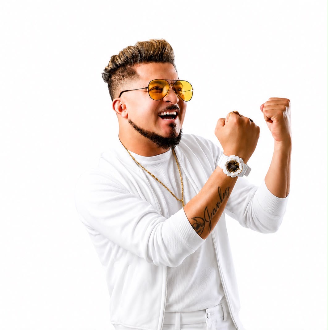 Prefeito Flauzino anuncia show de Kaio Oliveira para celebrar pavimenta��o asf�ltica de Monte Pascoal
