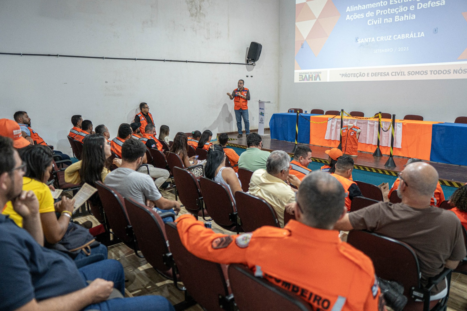 Itabela  representada no 2 Encontro do Ncleo Regional de Proteo e Defesa Civil da Costa do Descobrimento