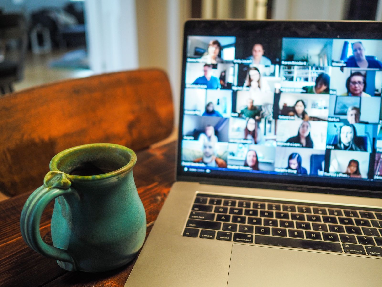 Empresa tem compartilhado vdeos e contedo de orientao em canais de comunicao online. (Foto: Reproduo)