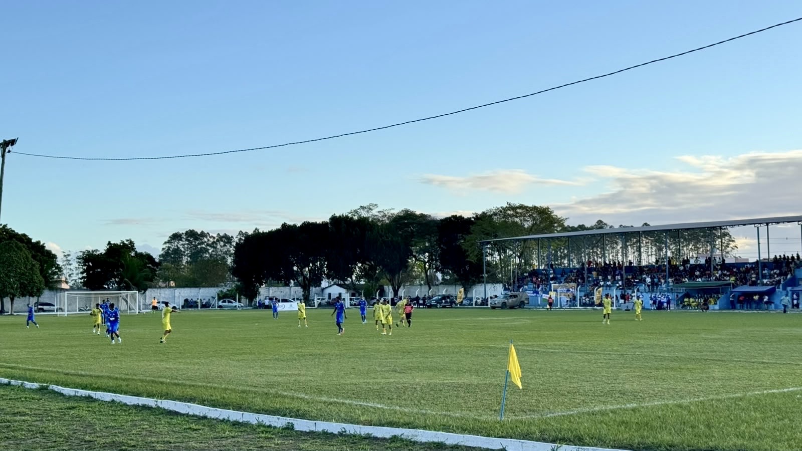 Eun�polis vence Itabela de virada na Copa CONDESC 2026