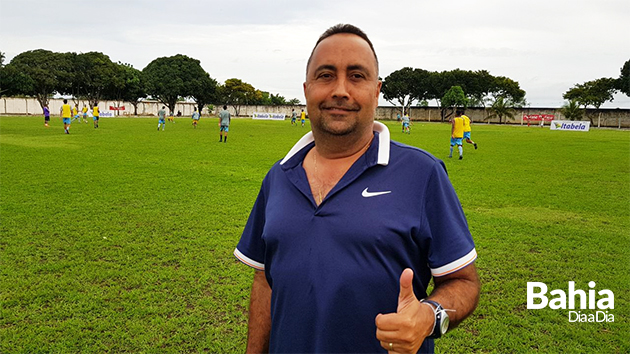 Tcnico da Seleo de Itabela, Marcos Correia garante confiana da equipe para jogo neste domingo (Foto: Alex Gonalves/BAHIA DIA A DIA)