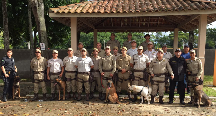 Dezenove policiais militares, um agente penitencirio e um policial civil participaram da capacitao. (Foto: Divulgao/PM)