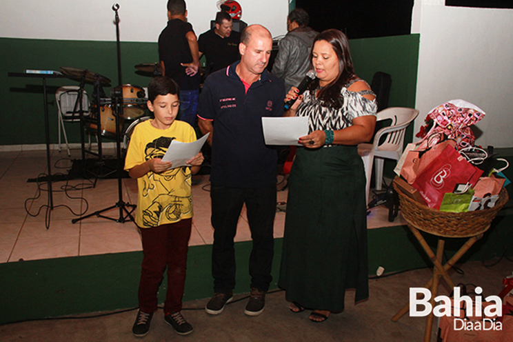 Associao Amigos do Pinguno realiza festa do Dia das Mes