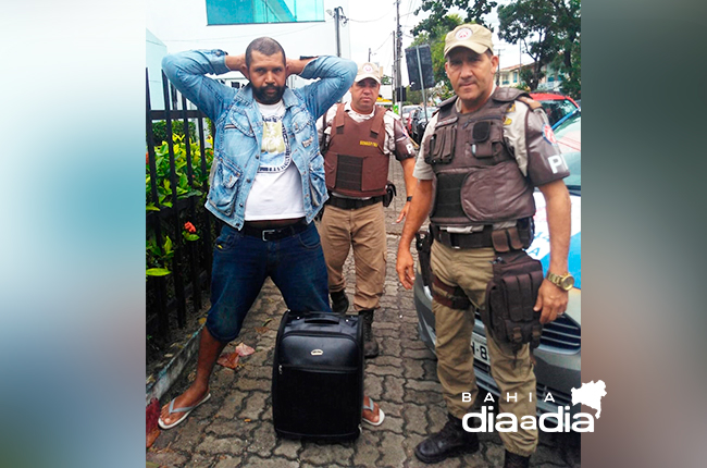 Ivan Ramos Silva de 34 anos foi preso no centro da cidade. (Foto: Reproduo)