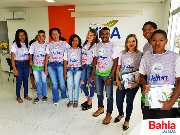 Promotores de vendas do Cart�o Viva Melhor Sa�de. (Foto: Alex Gon�alves/BAHIA DIA A DIA)