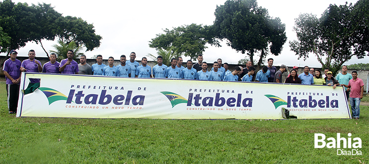 Itabela apresenta seleo para o Intermunicipal 2017. (Foto: Alex Gonalves/BAHIA DIA A DIA)