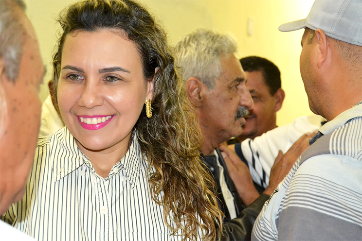 Cordlia Torres, pr-candidata a prefeita de Eunpolis. (Foto: Divulgao)