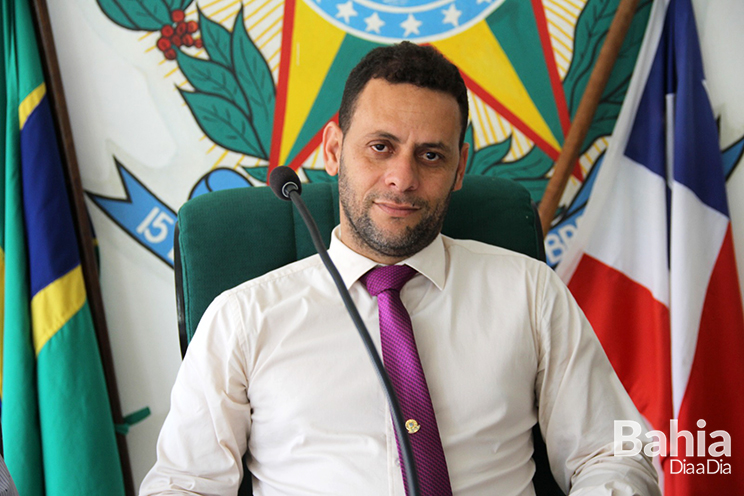 Renato de Jesus Santos (PROS) assume o cargo na casa legislativa. (Foto: Alex Barbosa/BAHIA DIA A DIA)